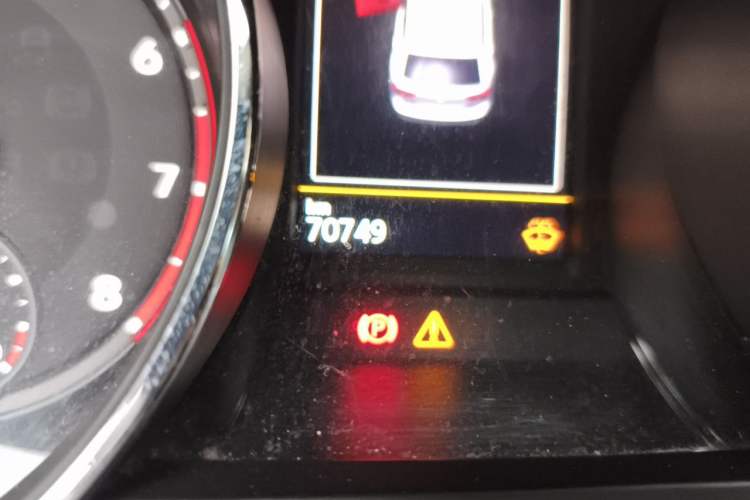 Used Volkswagen Tiguan L 2017 330TSI Automatic Two-Wheel Drive Flagship Edition Odometer Close Up