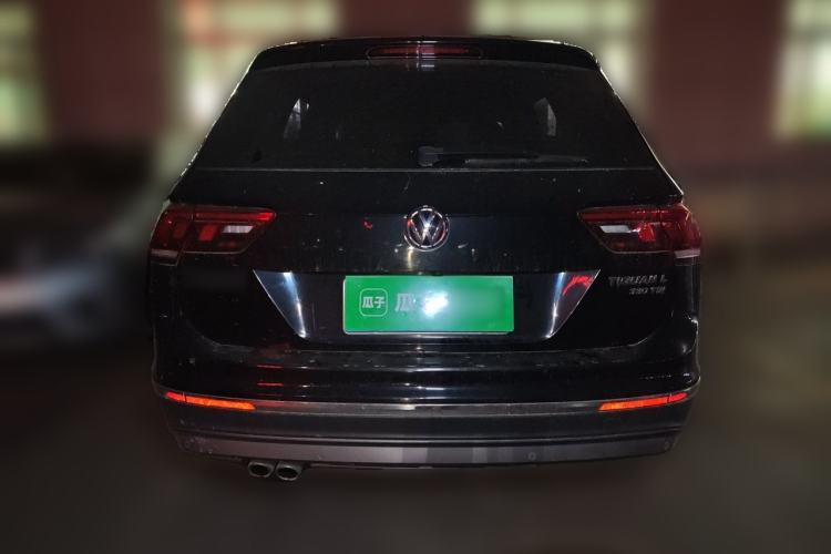 Used Volkswagen Tiguan L 2017 330TSI Automatic Two-Wheel Drive Luxury Edition Rear