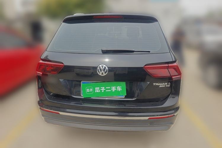Used Volkswagen Tiguan L 2017 380TSI Automatic All-Wheel-Drive Luxury Edition Rear