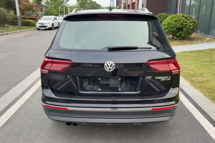 Used Volkswagen Tiguan L 2017 330TSI Automatic Two-Wheel Drive Flagship Edition Rear