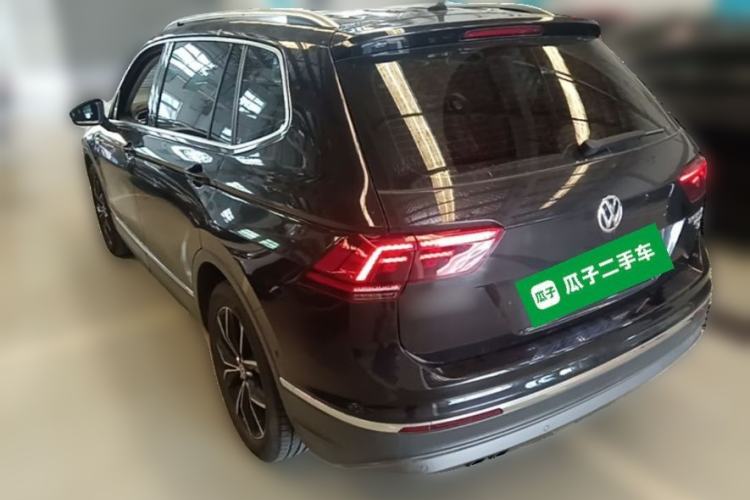 Used Volkswagen Tiguan L 2017 330TSI Automatic Two-Wheel Drive Flagship Edition Rear Left 45 Deg
