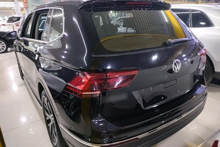 Used Volkswagen Tiguan L 2017 330TSI Automatic Two-Wheel Drive Flagship Edition Rear Left 45 Deg