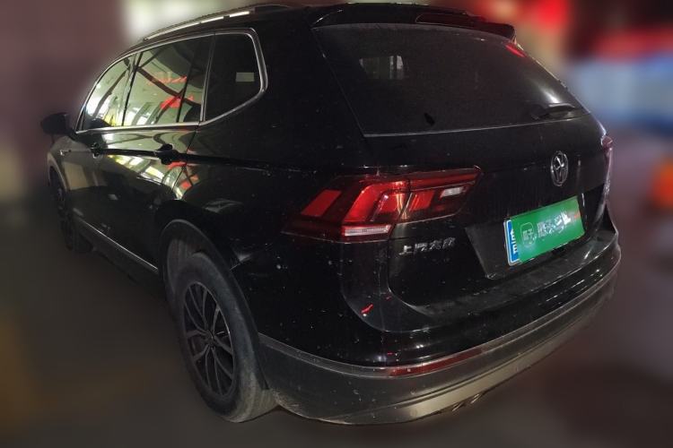 Used Volkswagen Tiguan L 2017 330TSI Automatic Two-Wheel Drive Luxury Edition Rear Left 45 Deg