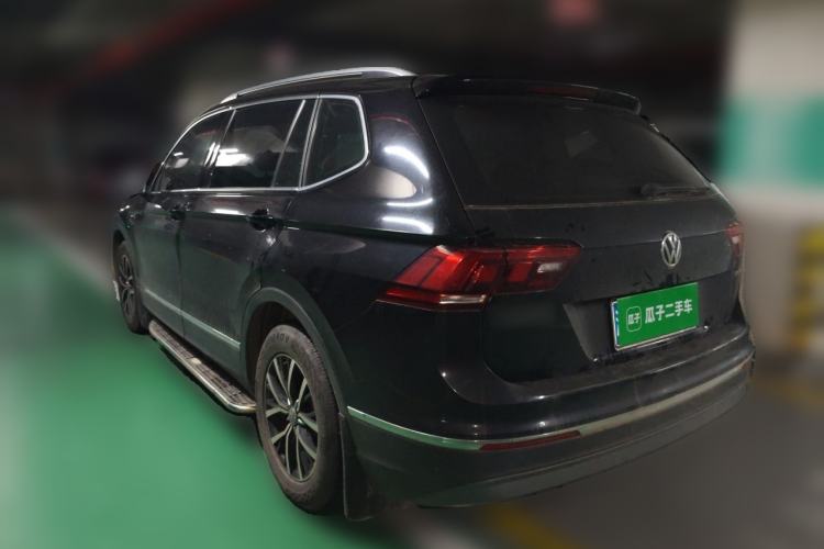 Used Volkswagen Tiguan L 2017 330TSI Automatic Two-Wheel Drive Comfort Edition Rear Left 45 Deg