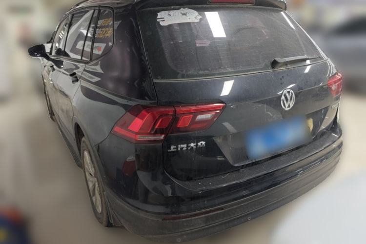 Used Volkswagen Tiguan L 2017 330TSI Automatic Two-Wheel Drive Luxury Edition Rear Left 45 Deg