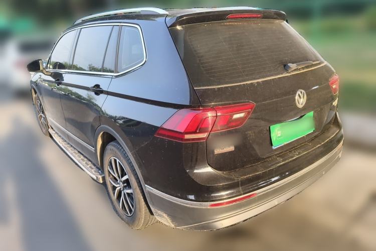 Used Volkswagen Tiguan L 2017 330TSI Automatic Two-Wheel Drive Luxury Edition Rear Left 45 Deg