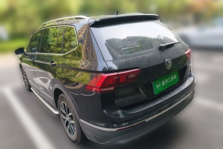Used Volkswagen Tiguan L 2017 330TSI Automatic Two-Wheel Drive Luxury Edition Rear Left 45 Deg