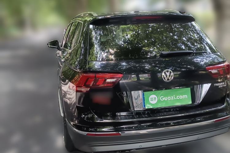 Used Volkswagen Tiguan L 2017 330TSI Automatic Two-Wheel Drive Luxury Edition Rear Left 45 Deg