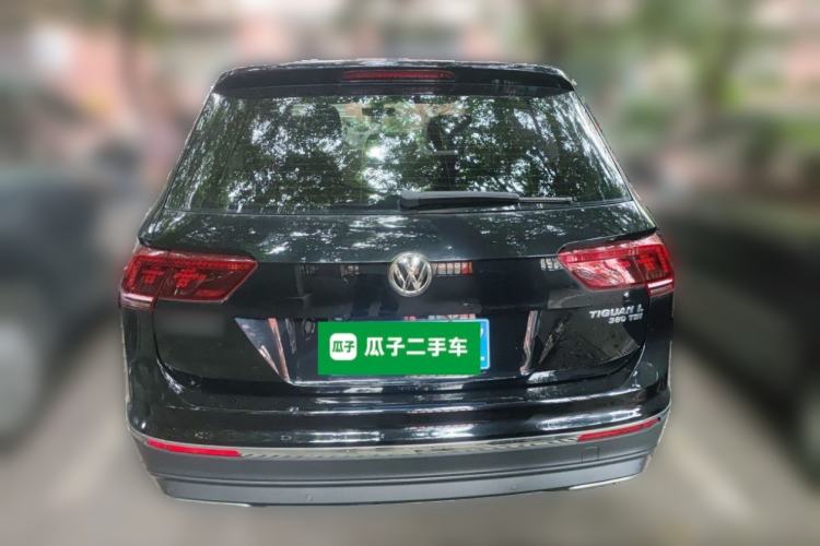 Used Volkswagen Tiguan L 2017 380TSI Automatic All-Wheel-Drive Luxury Edition Rear