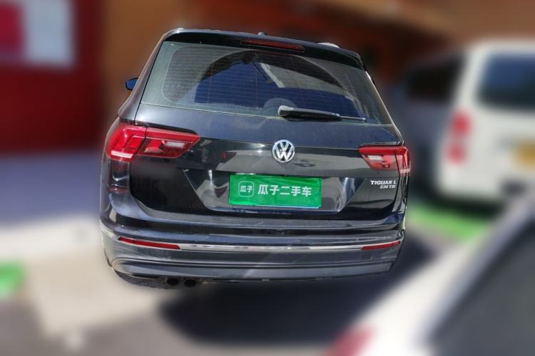 Used Volkswagen Tiguan L 2017 330TSI Automatic Two-Wheel Drive Luxury Edition Rear