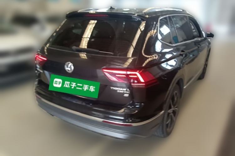 Used Volkswagen Tiguan L 2017 330TSI Automatic Two-Wheel Drive Flagship Edition Rear Right 45 Deg