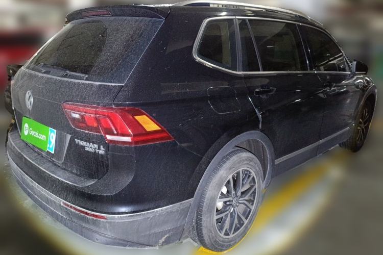 Used Volkswagen Tiguan L 2017 330TSI Automatic Two-Wheel Drive Luxury Edition Rear Right 45 Deg