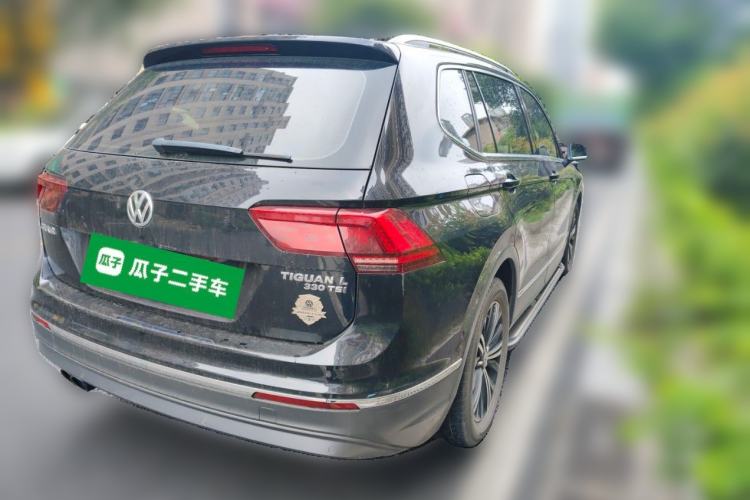 Used Volkswagen Tiguan L 2017 330TSI Automatic Two-Wheel Drive Flagship Edition Rear Right 45 Deg
