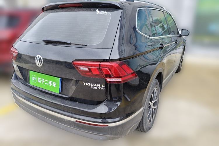 Used Volkswagen Tiguan L 2017 330TSI Automatic Two-Wheel Drive Luxury Edition Rear Right 45 Deg