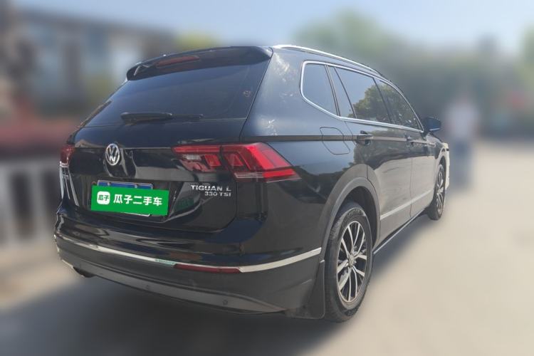 Used Volkswagen Tiguan L 2017 330TSI Automatic Two-Wheel Drive Luxury Edition Rear Right 45 Deg