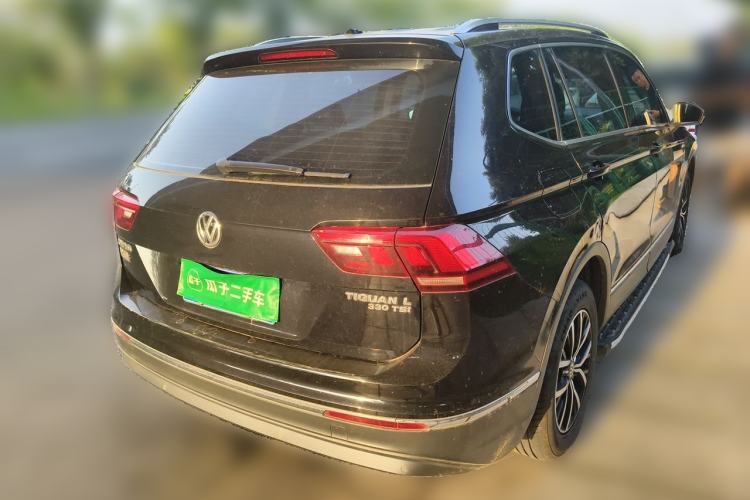 Used Volkswagen Tiguan L 2017 330TSI Automatic Two-Wheel Drive Luxury Edition Rear Right 45 Deg