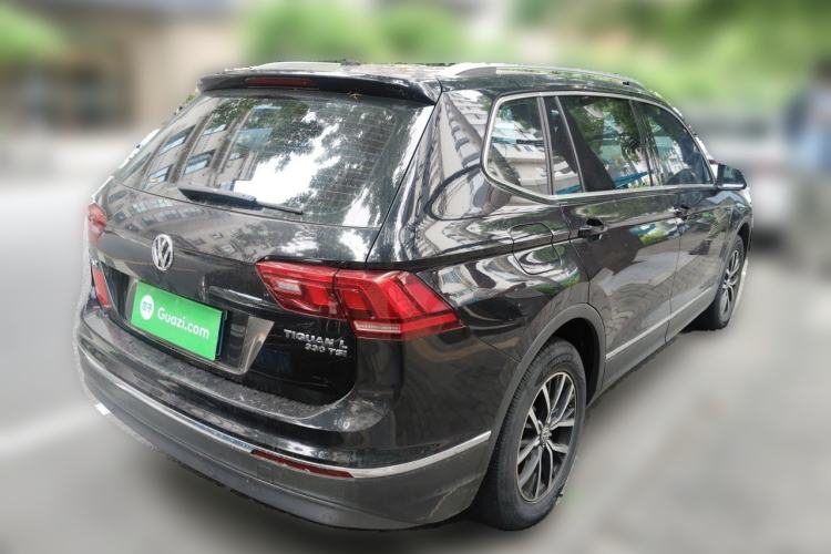 Used Volkswagen Tiguan L 2017 330TSI Automatic Two-Wheel Drive Luxury Edition Rear Right 45 Deg