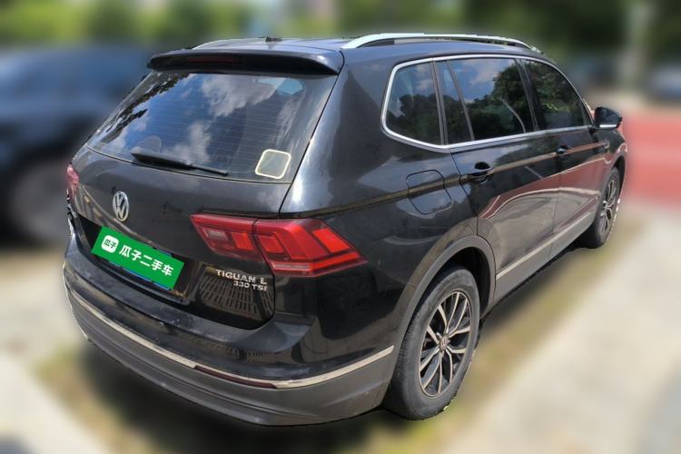 Used Volkswagen Tiguan L 2017 330TSI Automatic Two-Wheel Drive Luxury Edition Rear Right 45 Deg