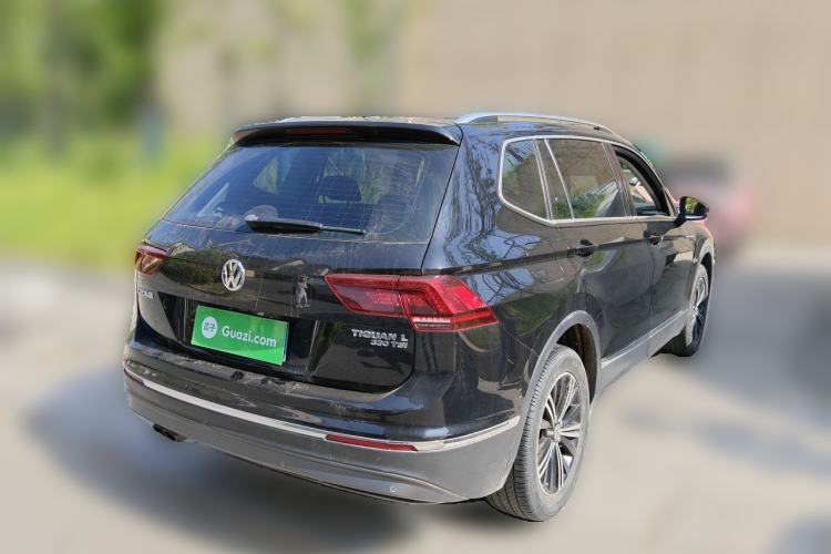 Used Volkswagen Tiguan L 2017 330TSI Automatic Two-Wheel Drive Flagship Edition Rear Right 45 Deg