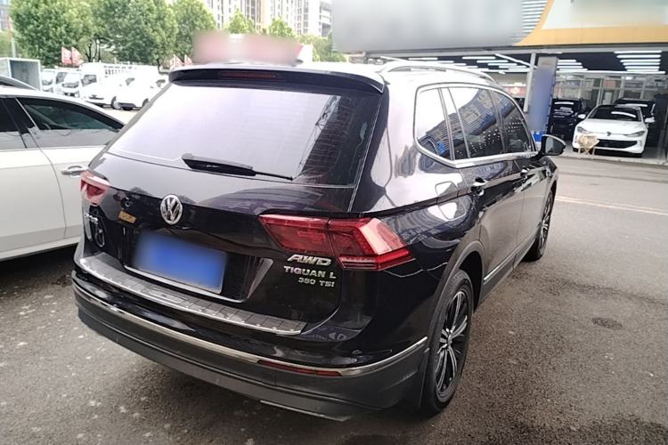 Used Volkswagen Tiguan L 2017 380TSI Automatic All-Wheel-Drive Luxury Edition Rear Right 45 Deg