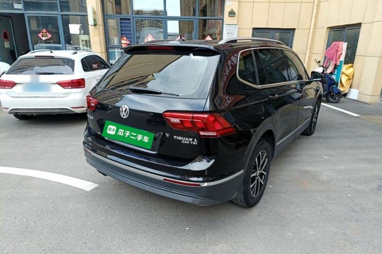 Used Volkswagen Tiguan L 2017 330TSI Automatic Two-Wheel Drive Luxury Edition Rear Right 45 Deg
