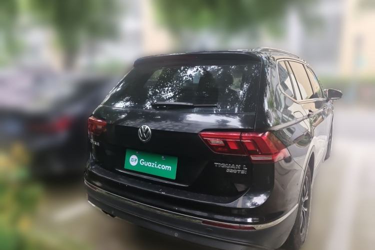 Used Volkswagen Tiguan L 2017 330TSI Automatic Two-Wheel Drive Luxury Edition Rear