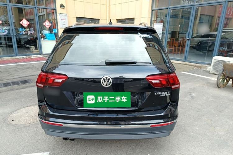 Used Volkswagen Tiguan L 2017 330TSI Automatic Two-Wheel Drive Luxury Edition Rear