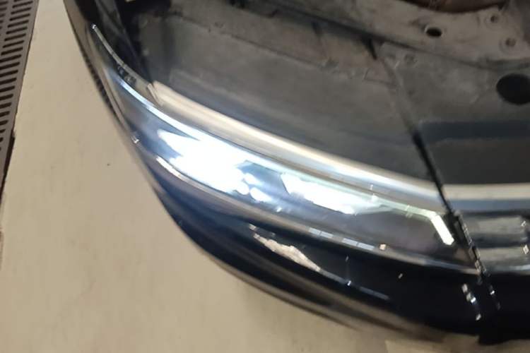Used Volkswagen Tiguan L 2017 330TSI Automatic Two-Wheel Drive Flagship Edition Right Front Headlight