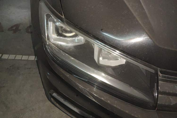 Used Volkswagen Tiguan L 2017 330TSI Automatic Two-Wheel Drive Comfort Edition Right Front Headlight