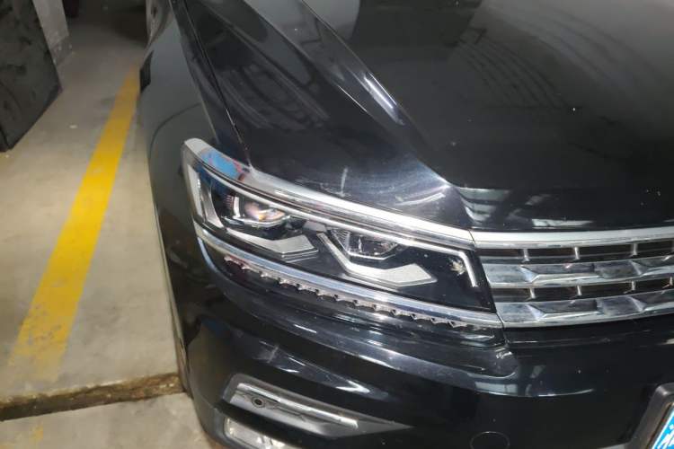 Used Volkswagen Tiguan L 2017 330TSI Automatic Two-Wheel Drive Flagship Edition Right Front Headlight