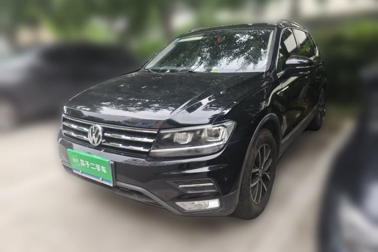Used Volkswagen Tiguan L 2017 330TSI Automatic Two-Wheel Drive Luxury Edition Guazi used car, China used car export, Used car for sale, Used cars, Cheapest cars for sale