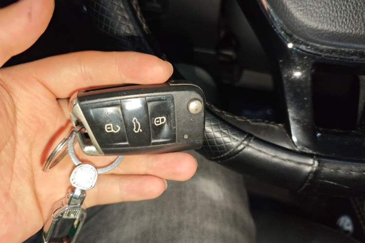 Used Volkswagen Tiguan L 2017 330TSI Automatic Two-Wheel Drive Comfort Edition Vehicle Key