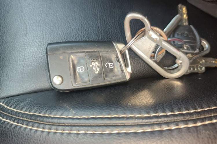 Used Volkswagen Tiguan L 2017 330TSI Automatic Two-Wheel Drive Luxury Edition Vehicle Key