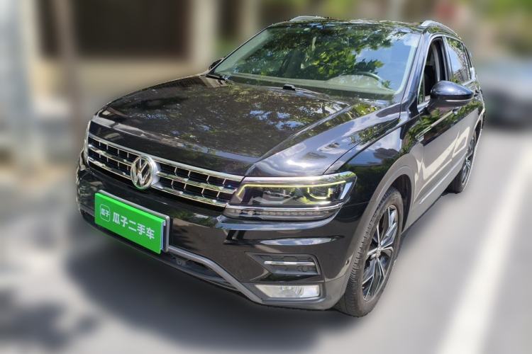 Used Volkswagen Tiguan L 2017 330TSI Automatic Two-Wheel Drive Flagship Edition Guazi used car, China used car export, Used car for sale, Used cars, Cheapest cars for sale