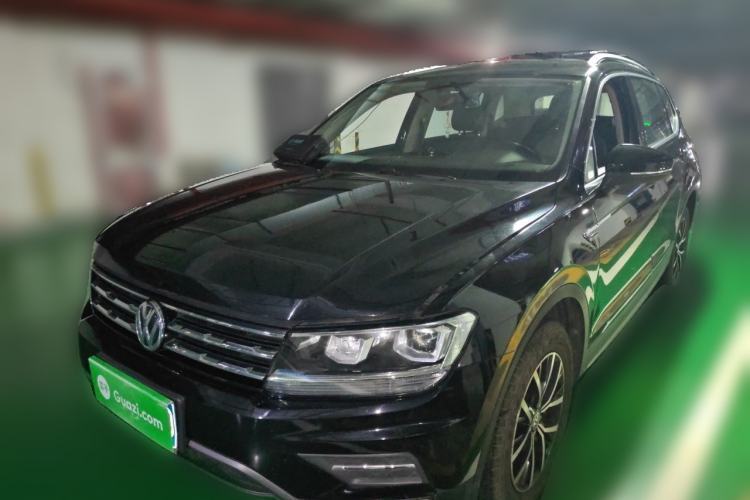 Gebrauchter Volkswagen Tiguan L 2017 330TSI Automatic Two-Wheel Drive Comfort Edition Guazi used car, China used car export, Used car for sale, Used cars, Cheapest cars for sale