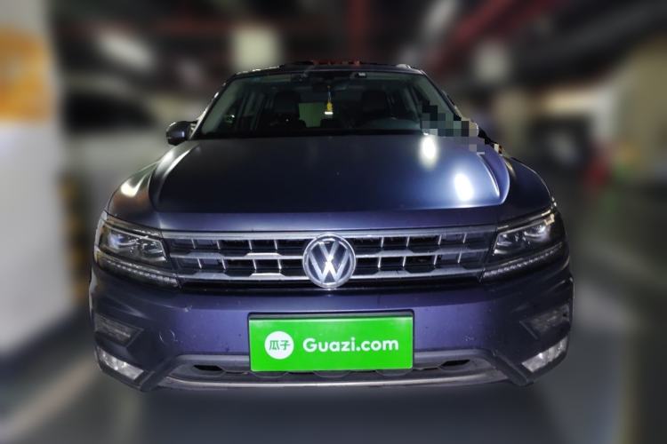 Used Volkswagen Tiguan L 2017 380TSI Automatic All-Wheel-Drive Luxury Edition Front
