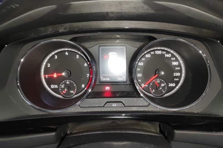 Used Volkswagen Tiguan L 2017 380TSI Automatic All-Wheel-Drive Luxury Edition Instrument Cluster