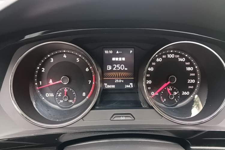 Used Volkswagen Tiguan L 2017 380TSI Automatic All-Wheel-Drive Luxury Edition Instrument Cluster
