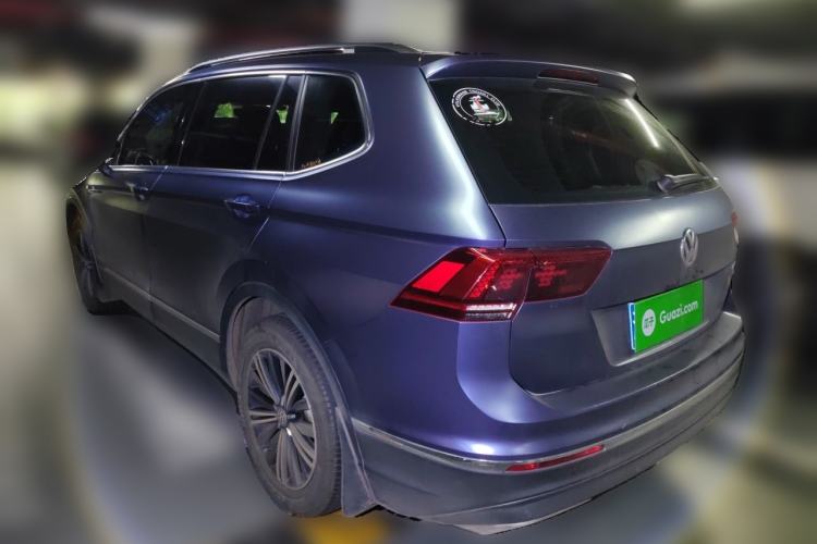 Used Volkswagen Tiguan L 2017 380TSI Automatic All-Wheel-Drive Luxury Edition Rear Left 45 Deg