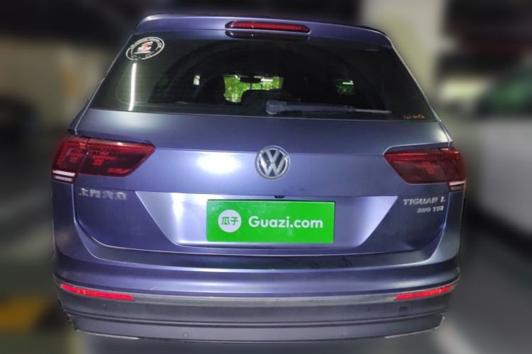 Used Volkswagen Tiguan L 2017 380TSI Automatic All-Wheel-Drive Luxury Edition Rear