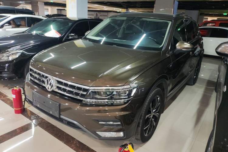 Used Volkswagen Tiguan L 2017 380TSI Automatic All-Wheel-Drive Flagship Edition Guazi used car, China used car export, Used car for sale, Used cars, Cheapest cars for sale