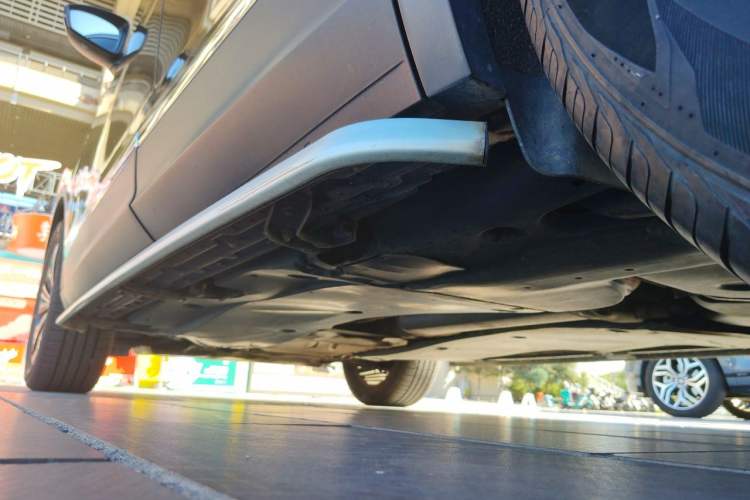 Used Volkswagen Tiguan L 2017 330TSI Automatic Two-Wheel Drive Flagship Edition Chassis Rear Left