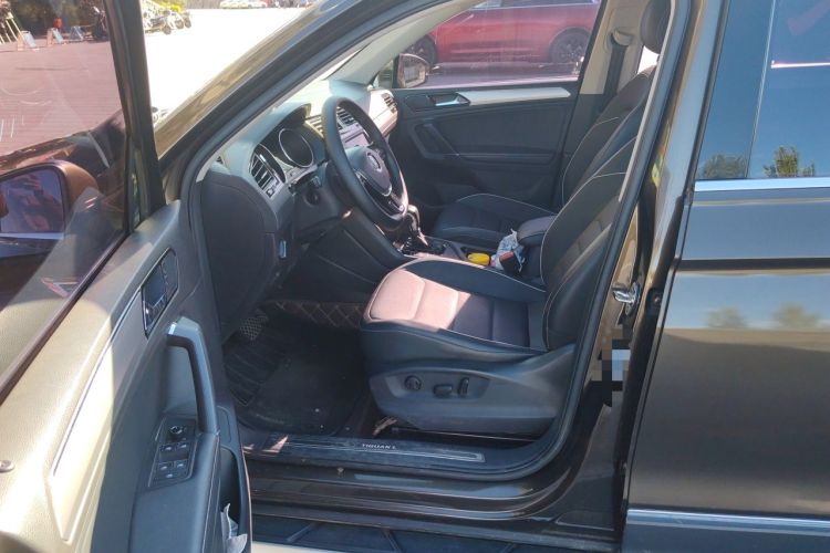 Used Volkswagen Tiguan L 2017 330TSI Automatic Two-Wheel Drive Flagship Edition Driver Seat