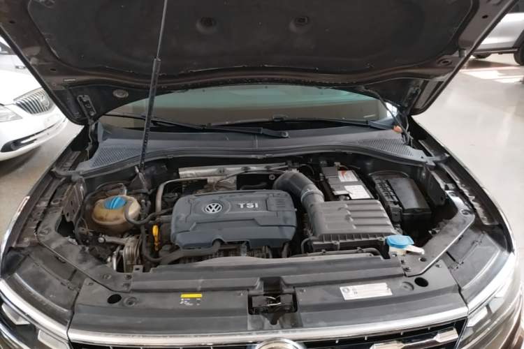 Used Volkswagen Tiguan L 2017 380TSI Automatic All-Wheel Drive Supreme Flagship Edition Engine Bay