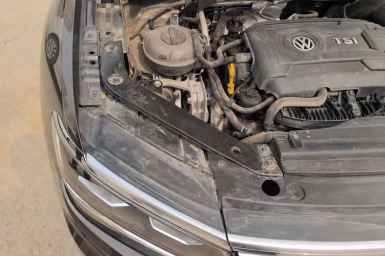 Used Volkswagen Tiguan L 2017 330TSI Automatic Two-Wheel Drive Flagship Edition Engine Bay Right