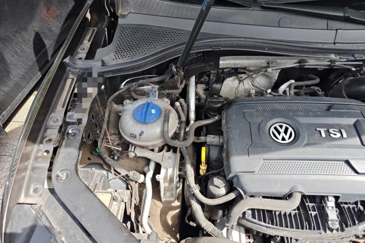 Used Volkswagen Tiguan L 2017 330TSI Automatic Two-Wheel Drive Flagship Edition Engine Bay Right