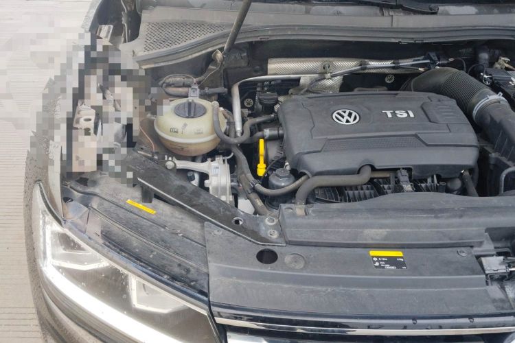 Used Volkswagen Tiguan L 2017 330TSI Automatic Two-Wheel Drive Luxury Edition Engine Bay Right