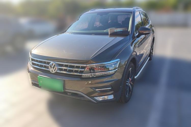 Used Volkswagen Tiguan L 2017 330TSI Automatic Two-Wheel Drive Flagship Edition Guazi used car, China used car export, Used car for sale, Used  cars, Cheapest cars for sale