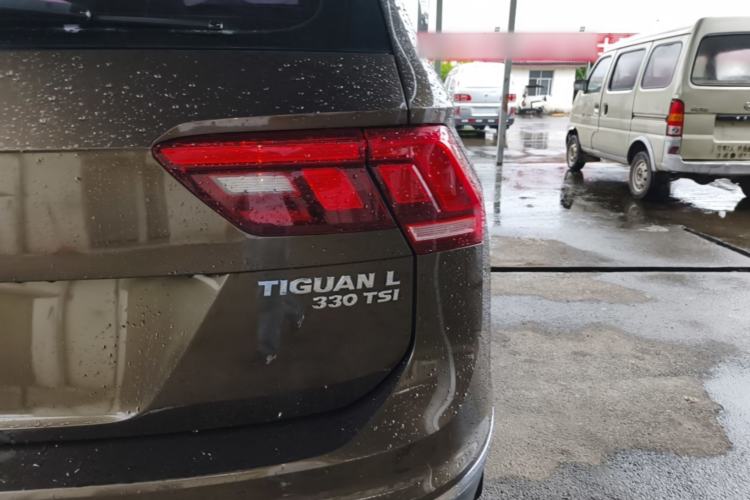 Used Volkswagen Tiguan L 2017 330TSI Automatic Two-Wheel Drive Luxury Edition Exterior 3