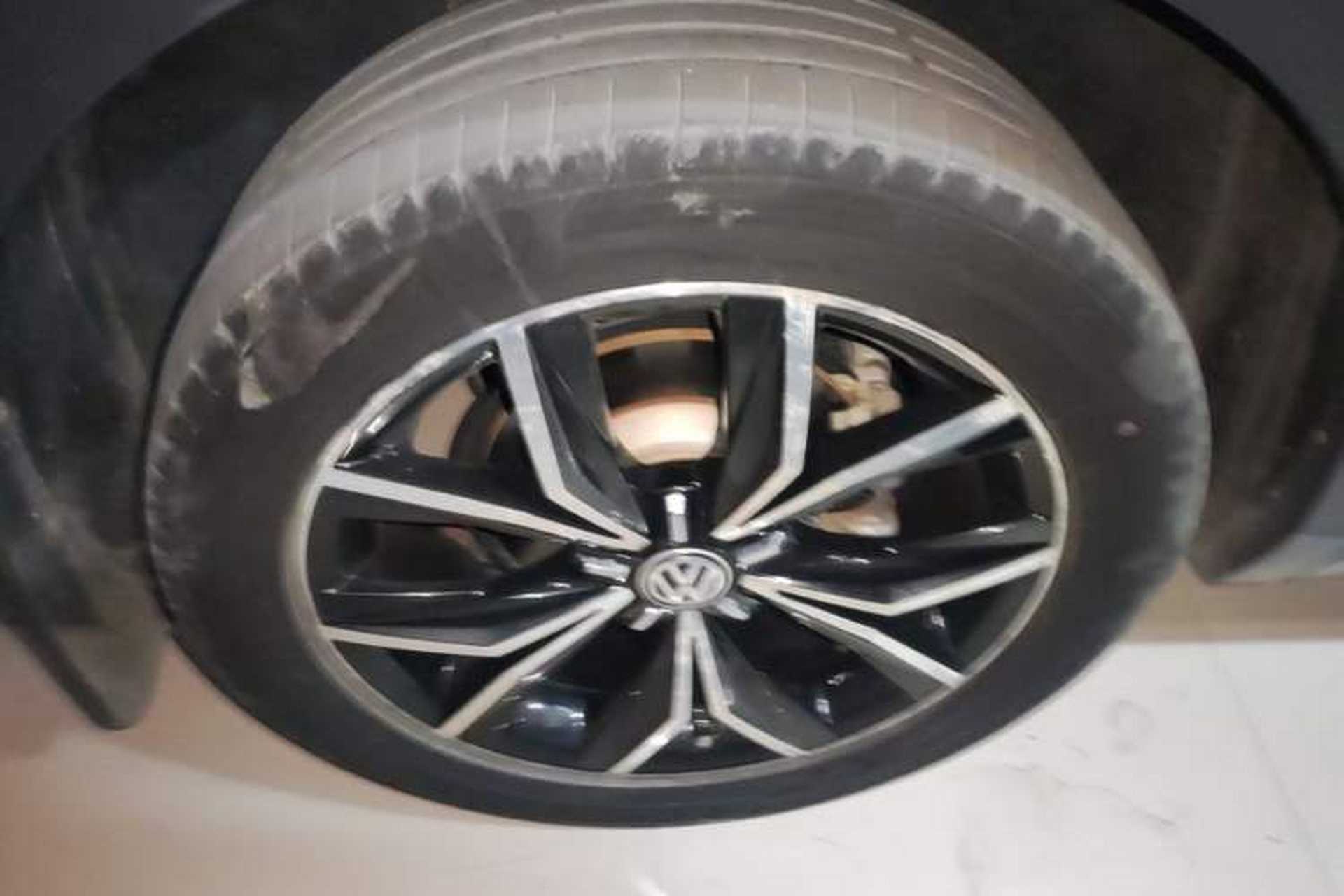 Used Volkswagen Tiguan L 2017 380TSI Automatic All-Wheel-Drive Flagship Edition Exterior 5